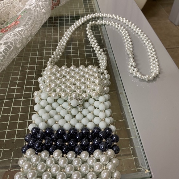 PHONE PURSE - Picture 3 of 5